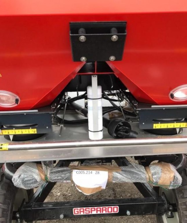 Sandstreuer & Salzstreuer типа Nordsten Zeno 32,  в Пологи (Фотография 5)