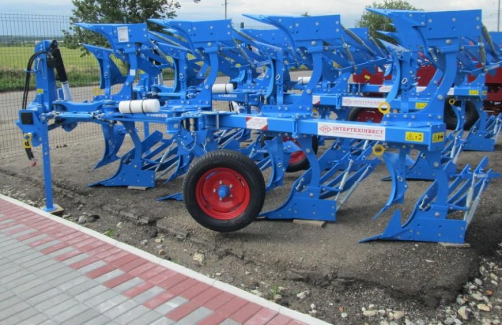 Scheibenpflug typu Lemken EurOpal 5,  v Пологи (Obrázek 3)