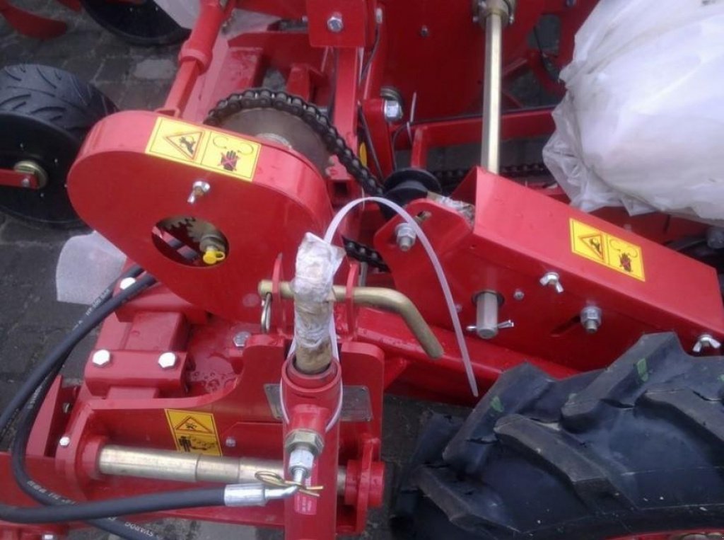 Gareeggenfelder typu CHERVONA ZIRKA Vesta 6 Profi,  v Пологи (Obrázek 5)