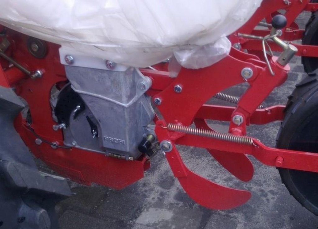 Gareeggenfelder typu CHERVONA ZIRKA Vesta 6 Profi,  v Пологи (Obrázek 6)