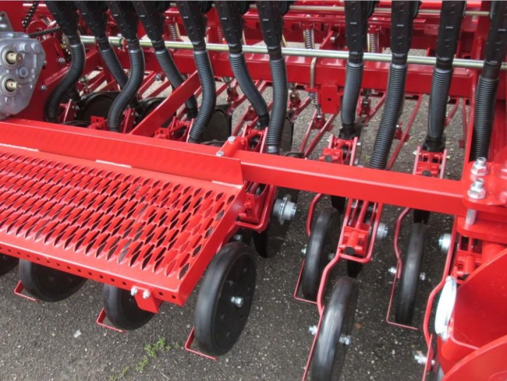 Direktsaatmaschine tip CHERVONA ZIRKA Astra 6,  in Пологи (Poză 3)