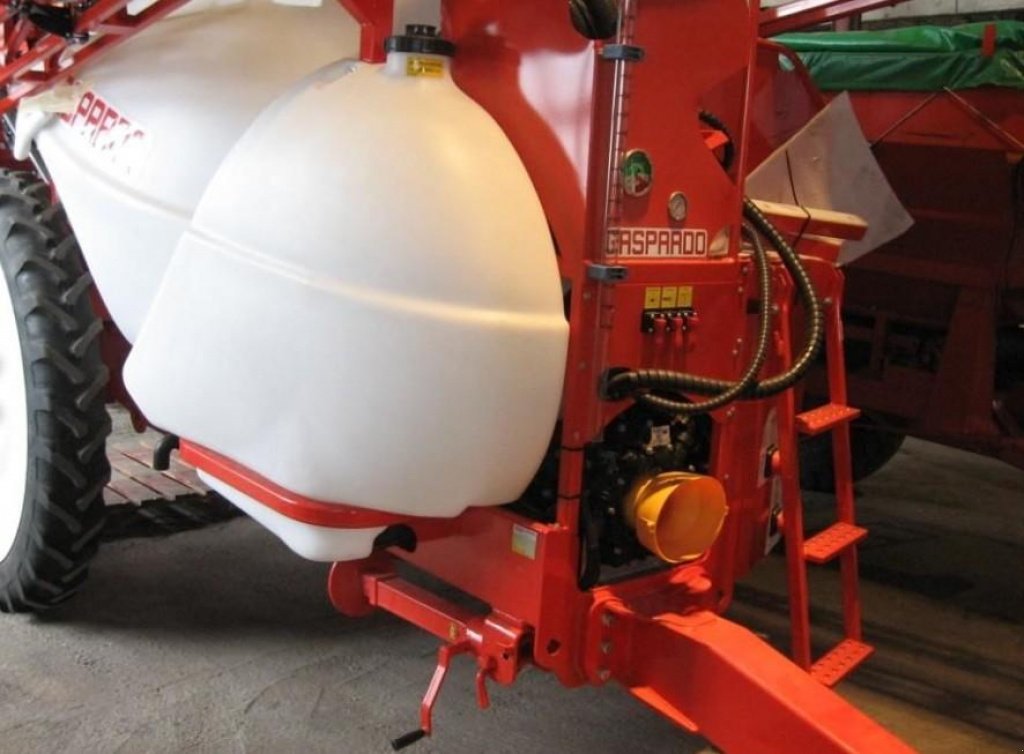 Weinbauspritze typu Nordsten Campo 32,  v Пологи (Obrázek 9)