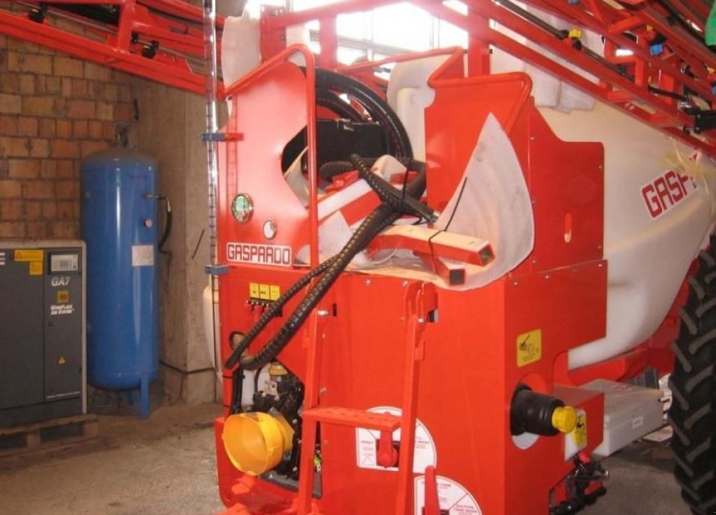 Weinbauspritze typu Nordsten Campo 32,  v Пологи (Obrázek 8)