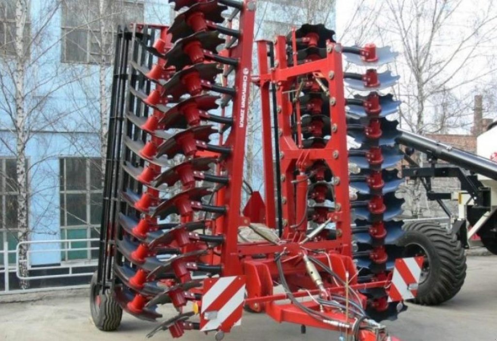 Wiesenegge typu CHERVONA ZIRKA Pallada 6000,  v Пологи (Obrázek 4)