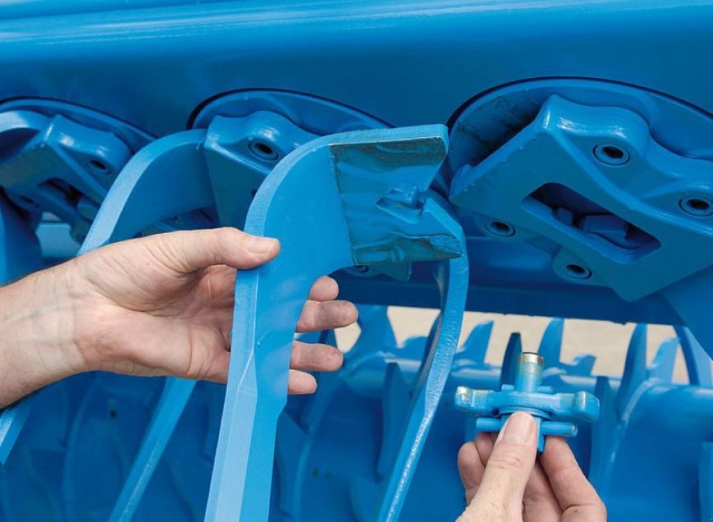 Wiesenegge typu Lemken Zirkon 8/250,  v Пологи (Obrázek 10)