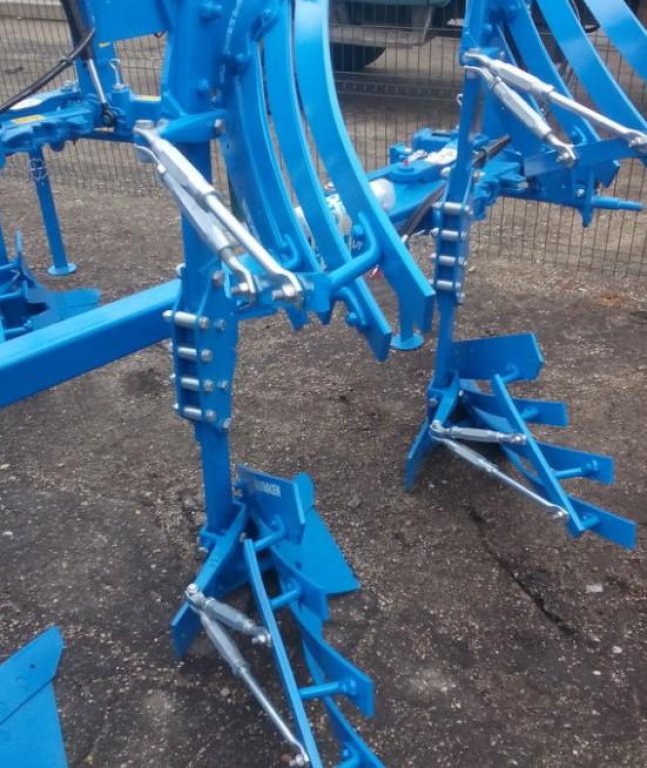 Scheibenpflug typu Lemken Opal 90,  v Пологи (Obrázek 5)