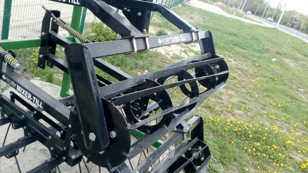 Walze typu John Deere 200,  v Кіровоград (Obrázek 10)