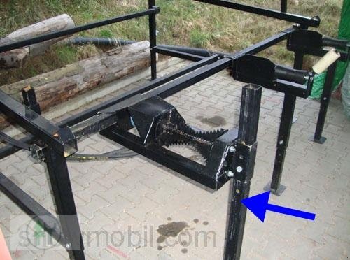 Sägeautomat & Spaltautomat tip Sonstige Stachelwalze Einzugswalze Holzzuführbock und Stammholzauflagetisch Holzspalter Sägespalter Spalter Sägespaltautomat, Neumaschine in Schwarzenberg (Poză 5)