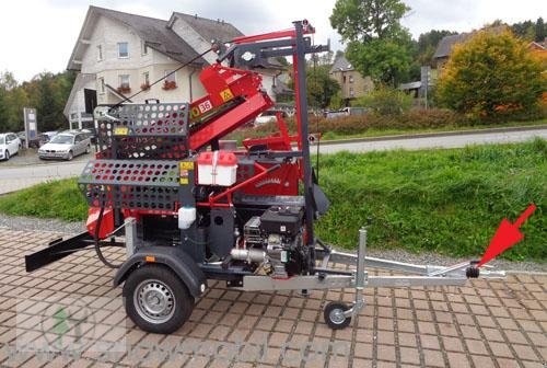 Sägeautomat & Spaltautomat a típus Sonstiges Sägemaschine Spaltmaschine Pilkemaster EVO36HC mit Benzinmotor Stammheber und 80 km/h PKW Achse Brennholzautomat, Neumaschine ekkor: Schwarzenberg (Kép 2)