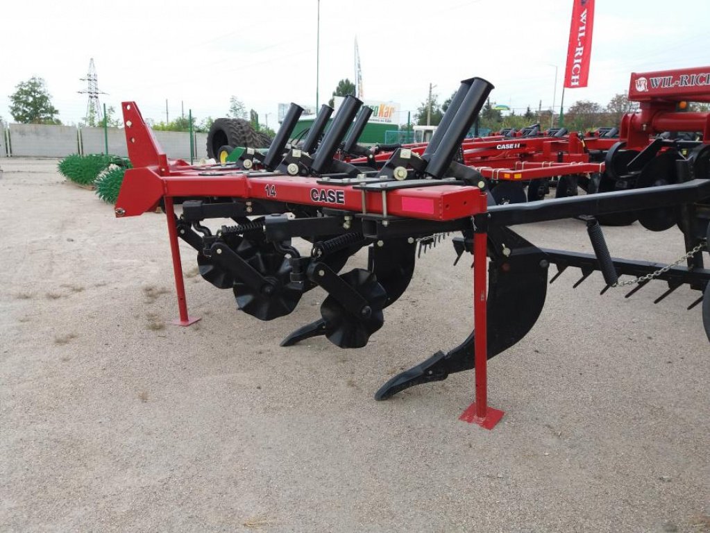 Spatenpflug typu Case IH 14 Ripper,  v Кіровоград (Obrázek 9)
