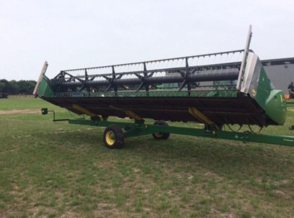 Oldtimer-Mähdrescher typu John Deere 9880 STS, Neumaschine v Київ (Obrázek 7)