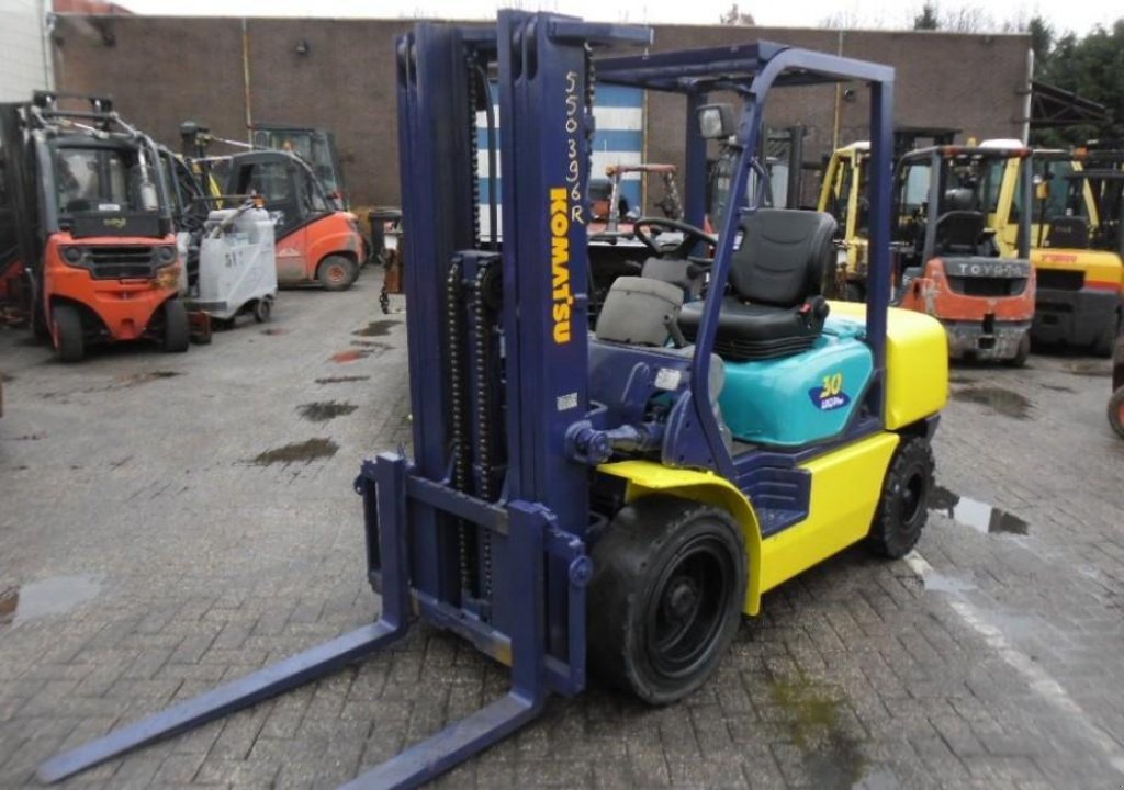 Gabelstapler typu Komatsu FD30T-14,  v Київ (Obrázek 3)