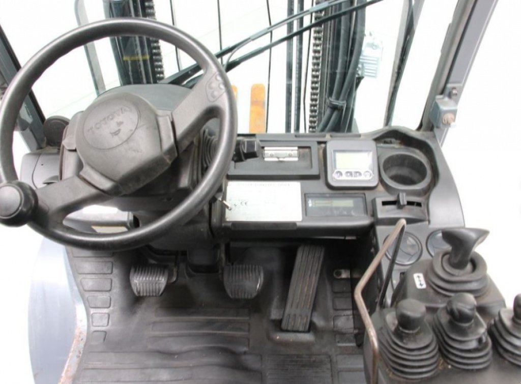 Gabelstapler typu Toyota 02-8FGF20,  v Київ (Obrázek 3)