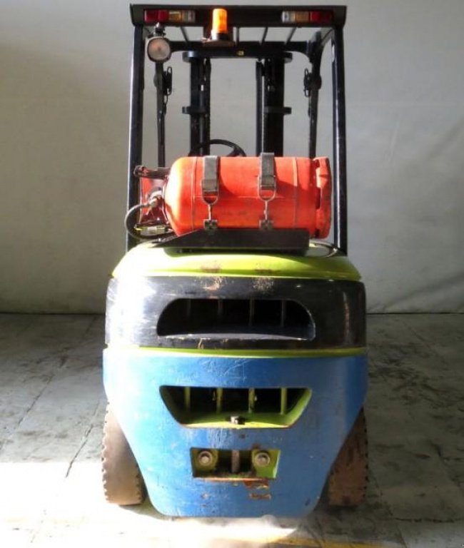 Gabelstapler typu Clark C 30 L,  v Київ (Obrázek 7)