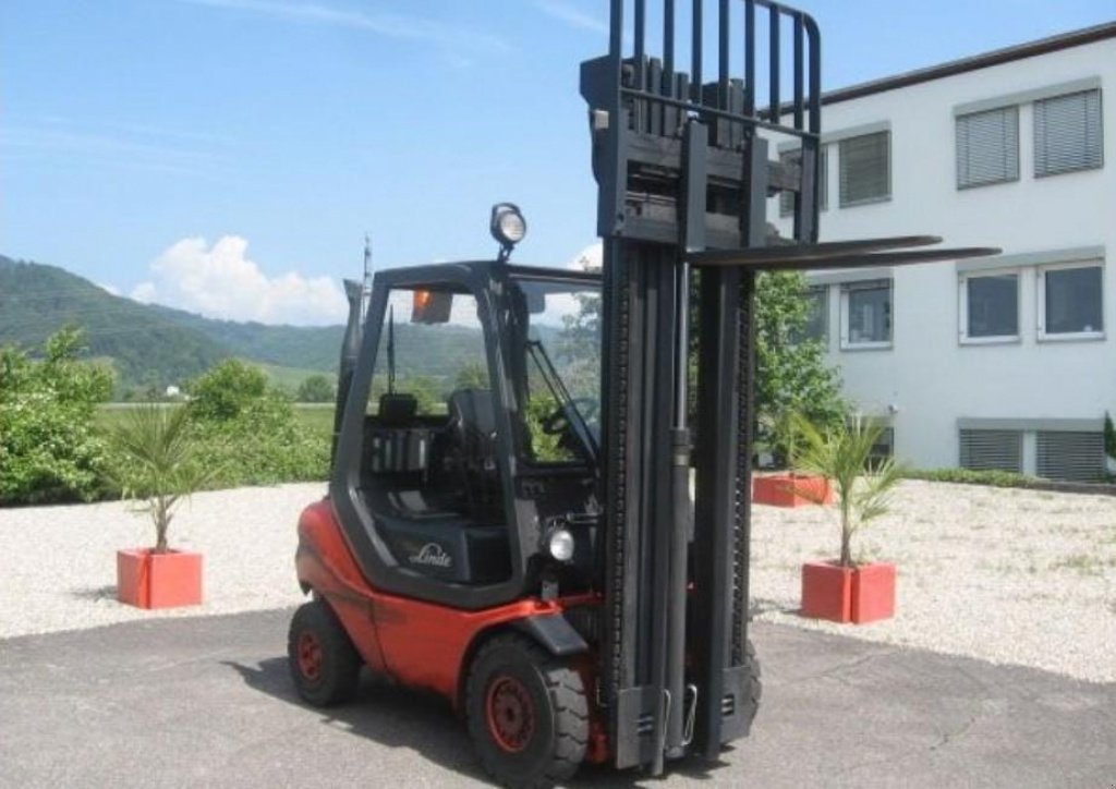 Gabelstapler typu Linde H25T,  v Київ (Obrázek 4)