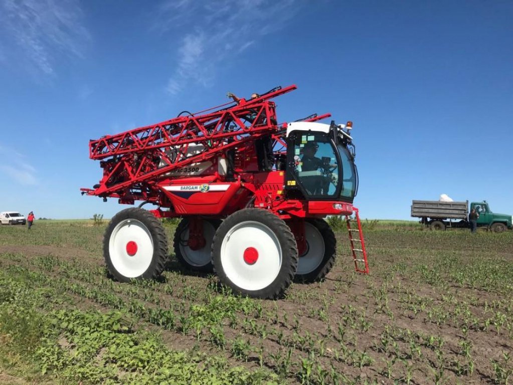 Selbstfahrspritze del tipo Bargam Grimac 3500, Neumaschine In Київ (Immagine 1)