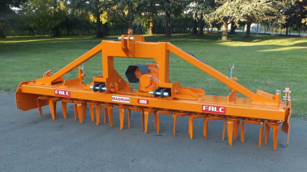 Wiesenegge del tipo Falc Magnum 3000,  In Київ (Immagine 1)