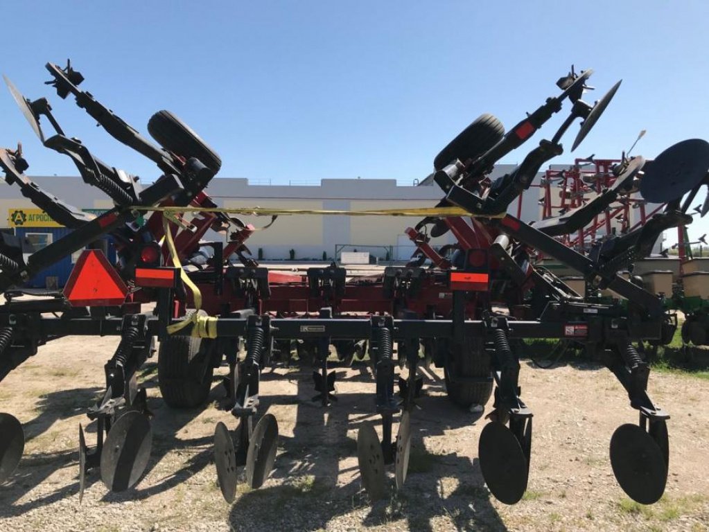 Spatenpflug typu Case IH Ecolo-Tiger 9300,  v Кіровоград (Obrázek 1)