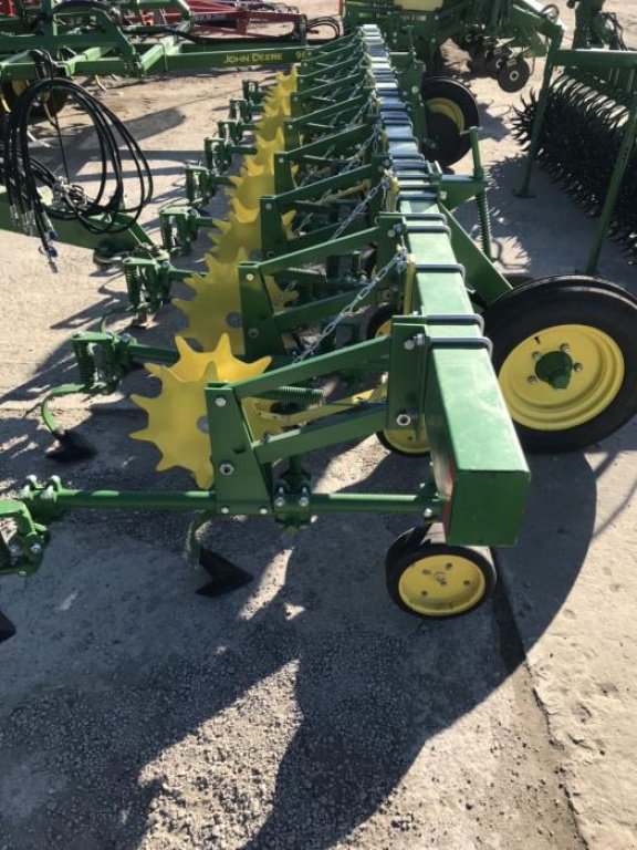 Kartoffelpflegetechnik typu John Deere 825,  v Кіровоград (Obrázek 2)