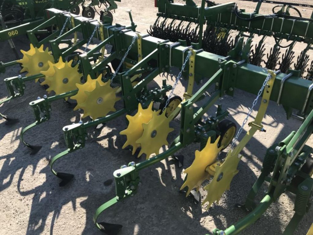 Kartoffelpflegetechnik typu John Deere 825,  v Кіровоград (Obrázek 3)