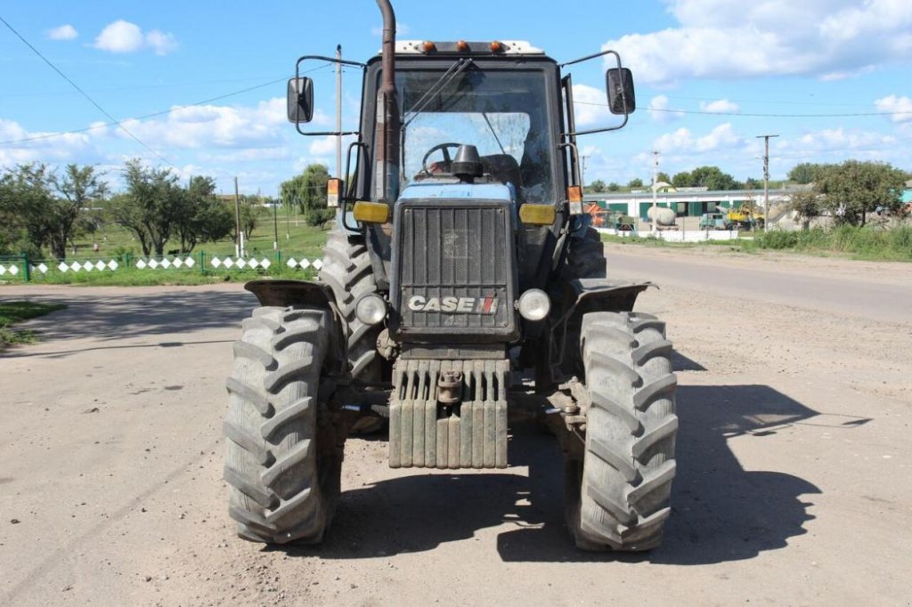 Oldtimer-Traktor des Typs Belarus Беларус-1221.2, Neumaschine in Київ (Bild 1)