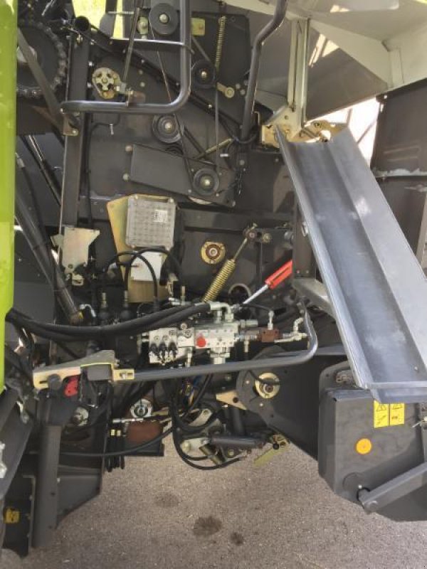 Rundballenpresse типа CLAAS ROLLANT 455 RC UNIWRAP, Gebrauchtmaschine в Oberbipp (Фотография 7)