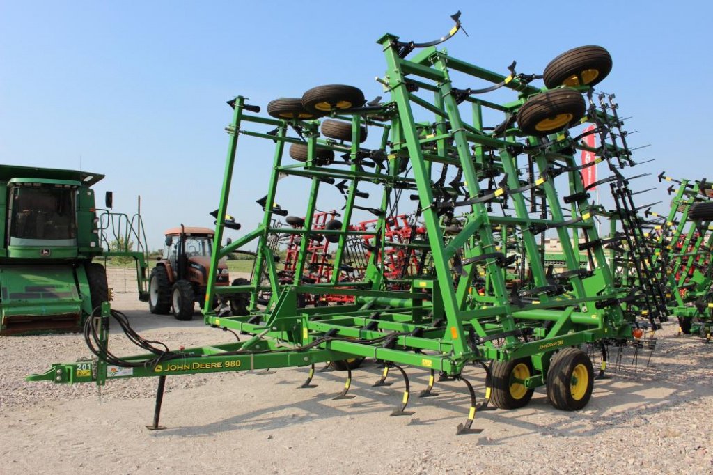 Kartoffelpflegetechnik typu John Deere 980,  v Кіровоград (Obrázek 2)