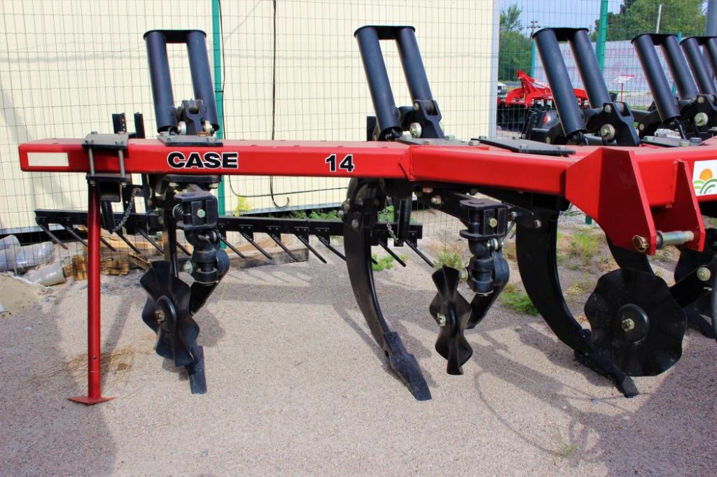 Spatenpflug типа Case IH 14 Ripper,  в Кіровоград (Фотография 1)