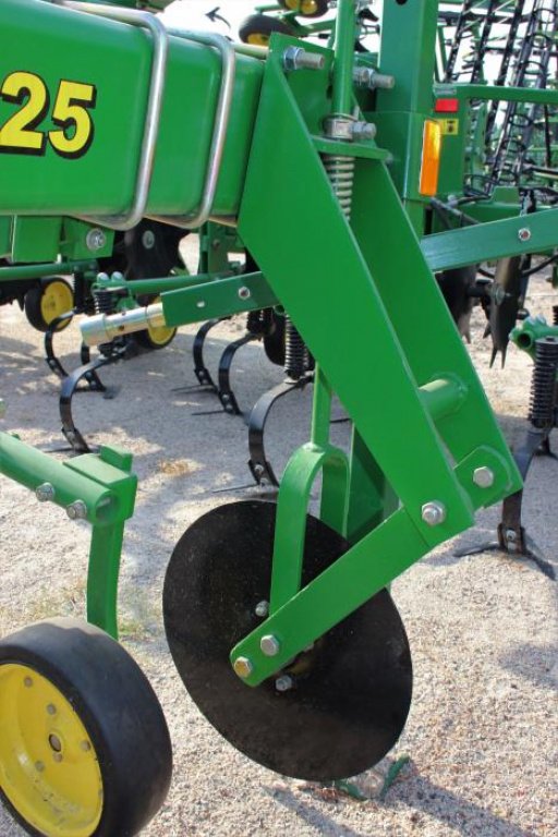 Kartoffelpflegetechnik typu John Deere 825,  v Кіровоград (Obrázek 3)