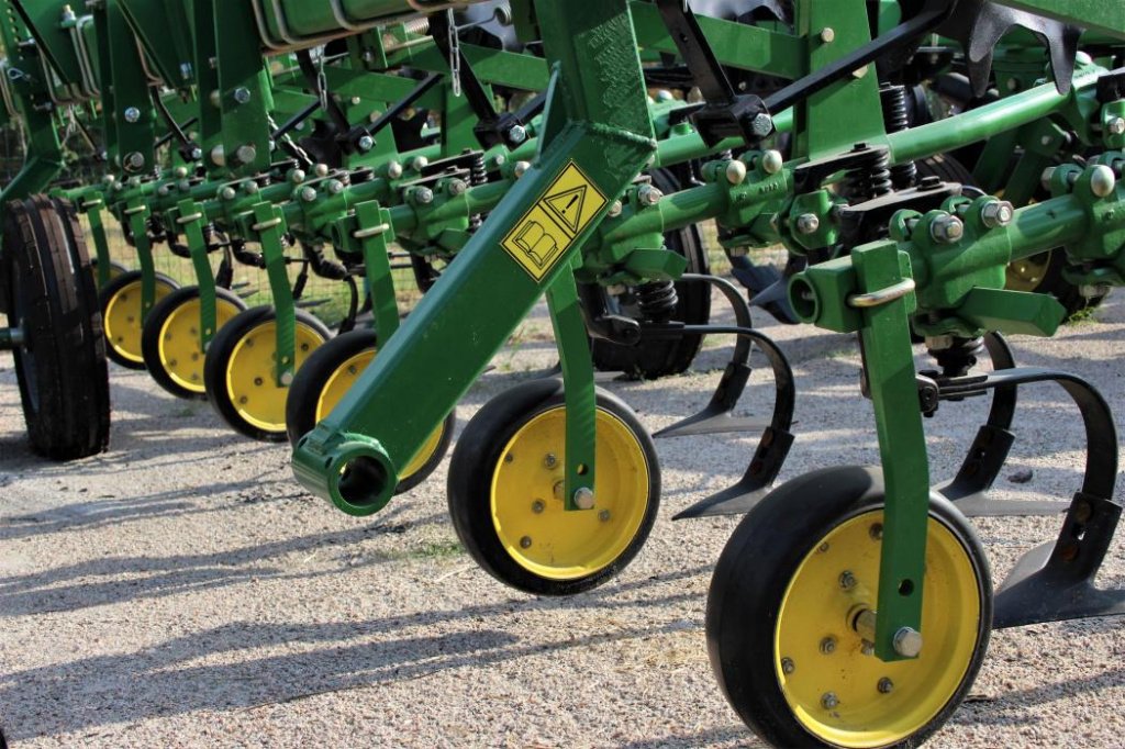 Kartoffelpflegetechnik typu John Deere 825,  v Кіровоград (Obrázek 4)