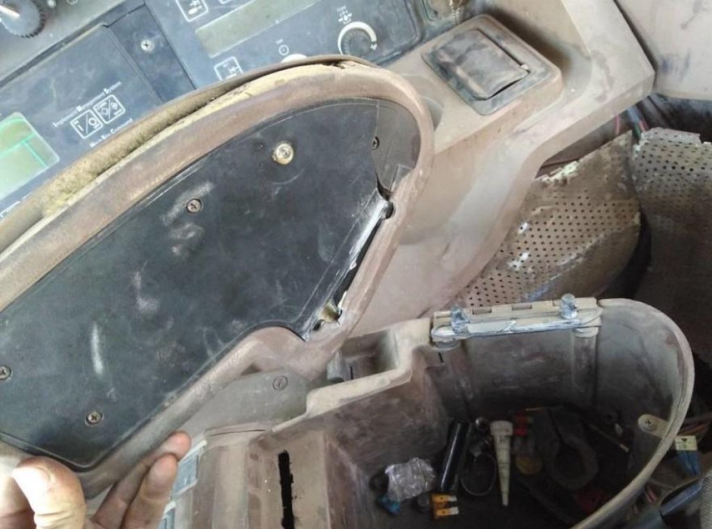 Oldtimer-Traktor typu John Deere 9400, Neumaschine v Київ (Obrázek 8)