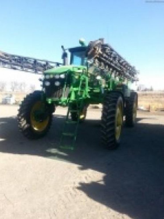 Selbstfahrspritze of the type John Deere 4730,  in Київ (Picture 1)