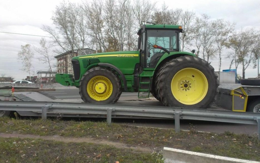 Oldtimer-Traktor tipa John Deere 8520, Neumaschine u Київ (Slika 2)