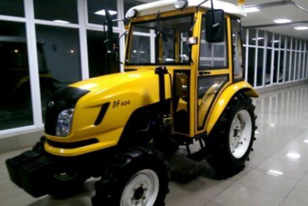 Hopfentraktor typu Dong Feng DF 404 DHLC, Neumaschine v Київ (Obrázek 1)