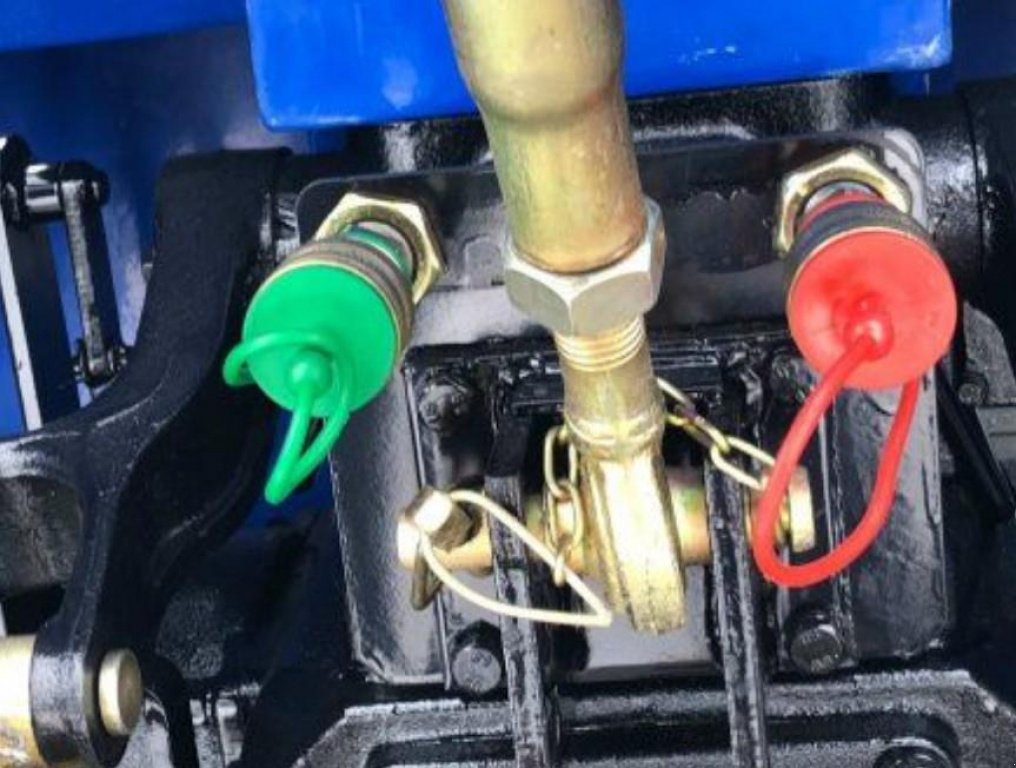 Hopfentraktor a típus Dong Feng DF 244, Neumaschine ekkor: Київ (Kép 8)