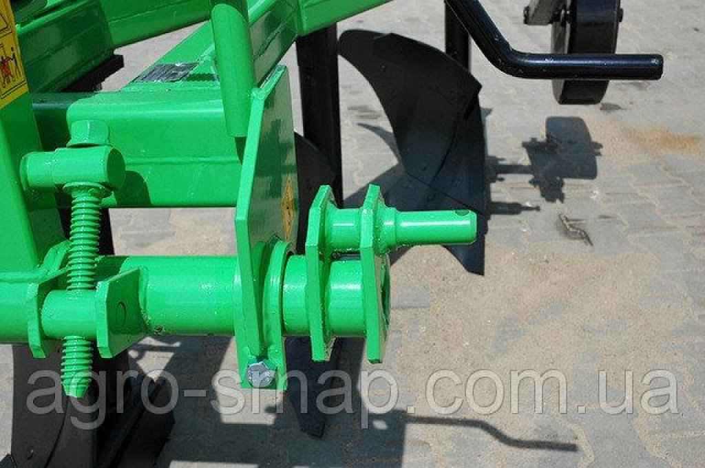 Scheibenpflug typu BOMET U013 2/25,  v Горохів (Obrázek 3)