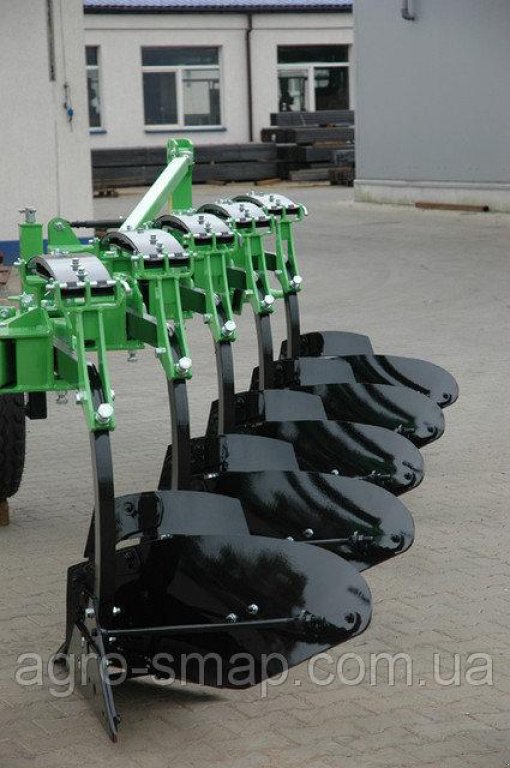 Scheibenpflug typu BOMET 5/30,  v Горохів (Obrázek 1)