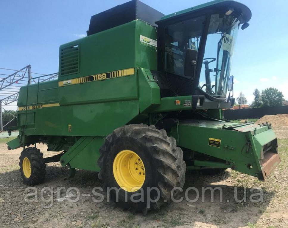 Oldtimer-Mähdrescher del tipo John Deere 1188, Neumaschine In Горохів (Immagine 1)