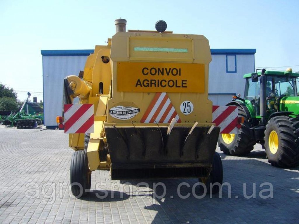 Oldtimer-Mähdrescher a típus New Holland 8055, Neumaschine ekkor: Горохів (Kép 9)