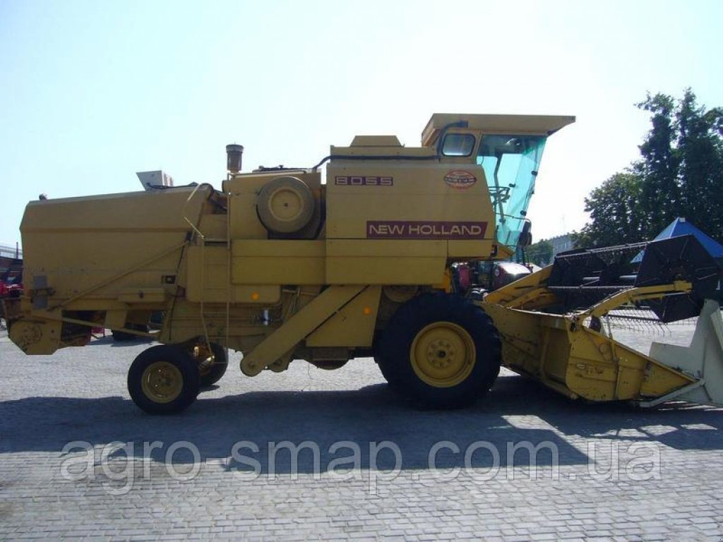 Oldtimer-Mähdrescher a típus New Holland 8055, Neumaschine ekkor: Горохів (Kép 2)