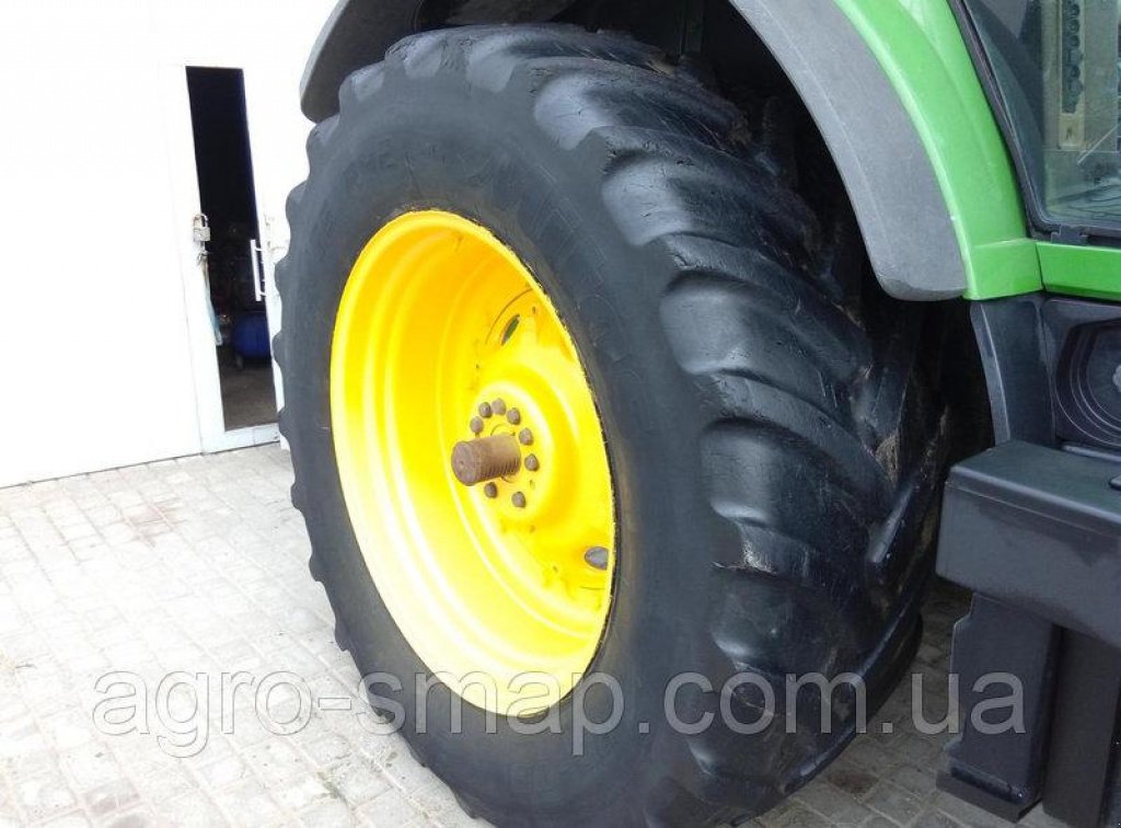 Oldtimer-Traktor typu John Deere 7720, Neumaschine v Горохів (Obrázek 3)