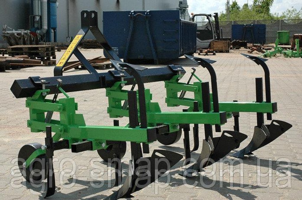 Dammformer typu BOMET P 475,  v Горохів (Obrázek 1)