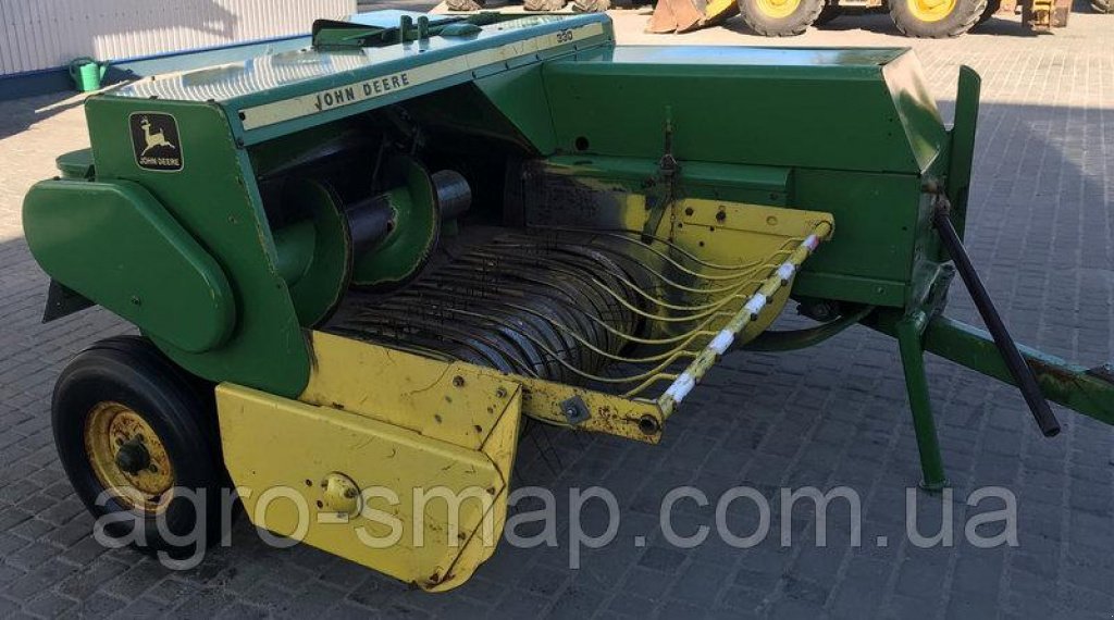 Hochdruckpresse typu John Deere 330,  v Горохів (Obrázek 2)