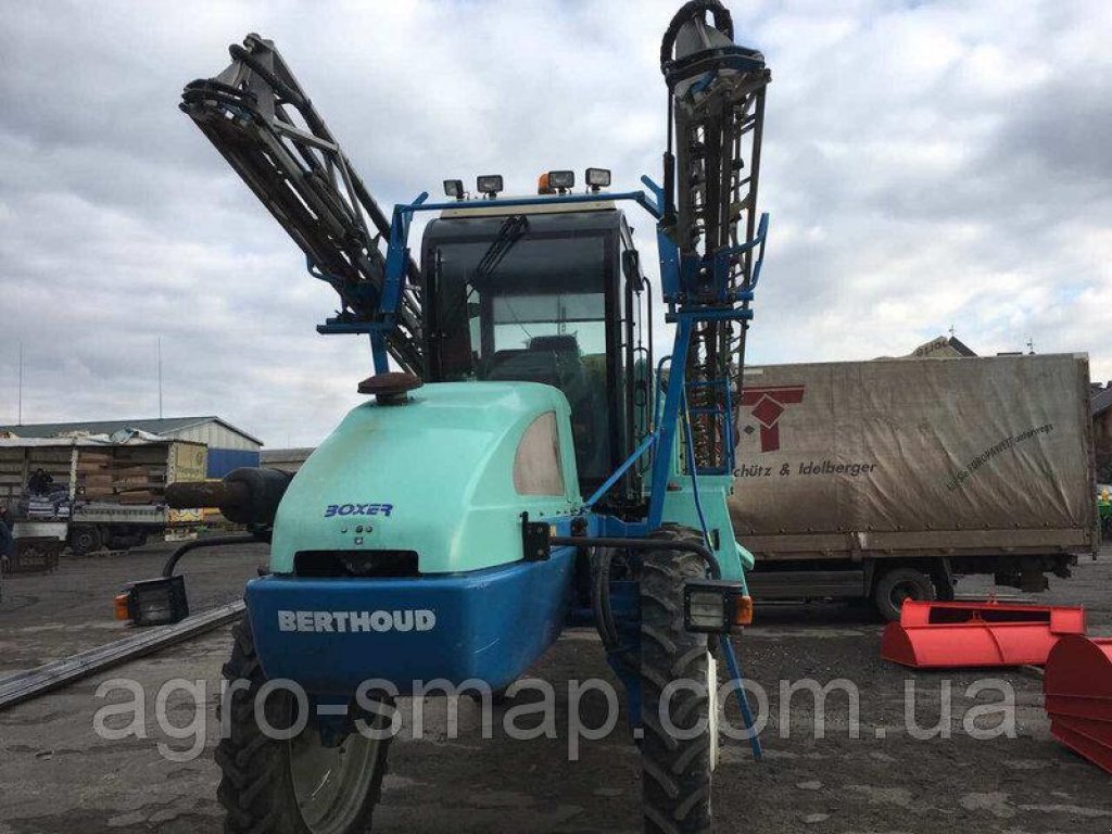 Selbstfahrspritze typu Berthoud Boxer 3000,  v Горохів (Obrázek 2)