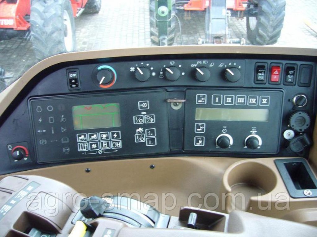 Oldtimer-Traktor a típus John Deere 8220, Neumaschine ekkor: Горохів (Kép 2)