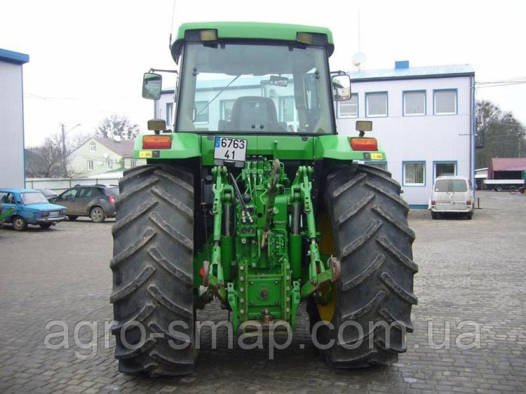 Oldtimer-Traktor des Typs John Deere 7800, Neumaschine in Горохів (Bild 5)