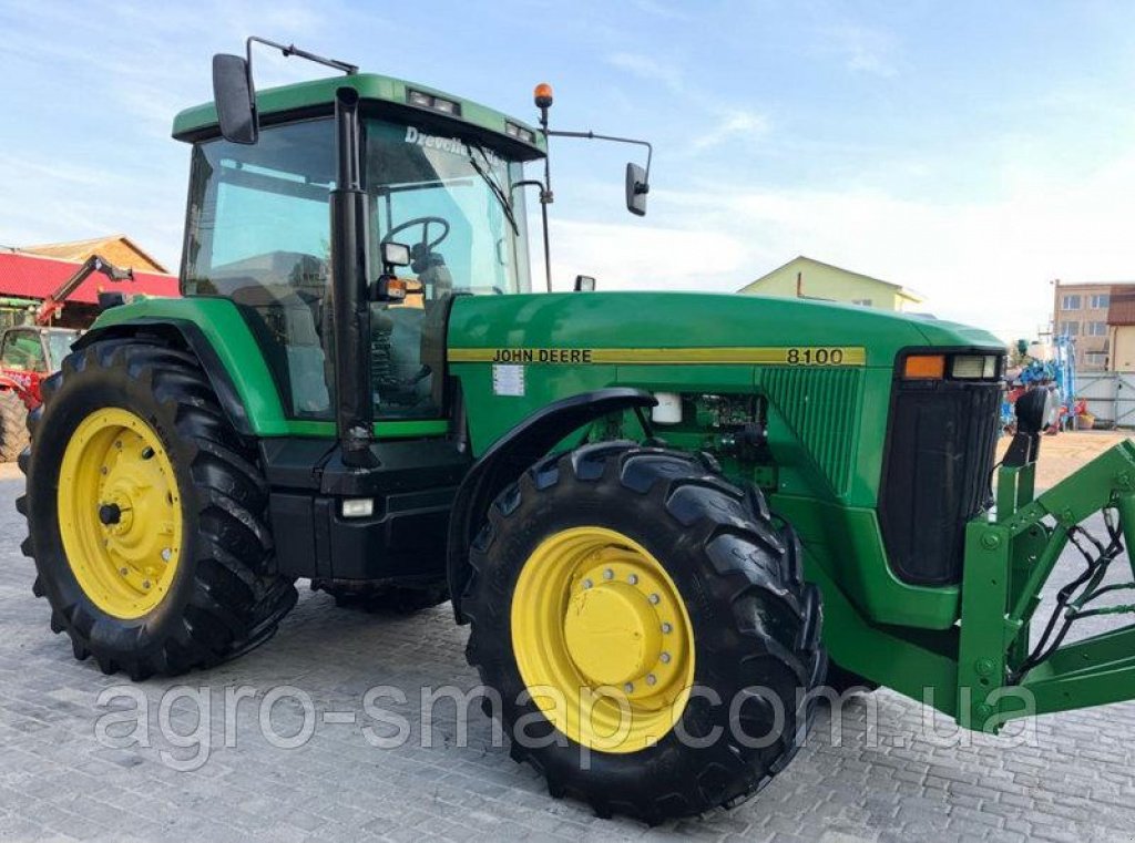 Oldtimer-Traktor typu John Deere 8100, Neumaschine v Горохів (Obrázek 1)