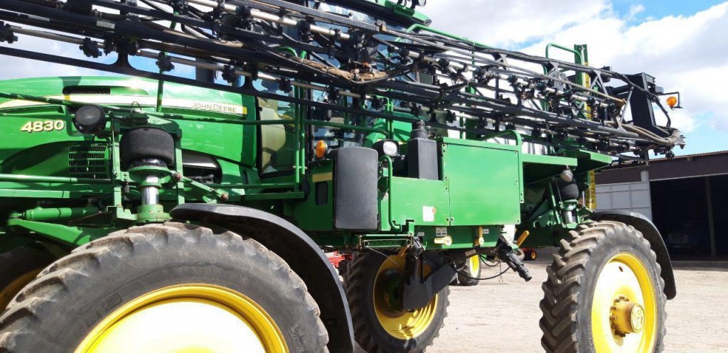 Selbstfahrspritze del tipo John Deere 4830, Gebrauchtmaschine In Рівне (Immagine 4)