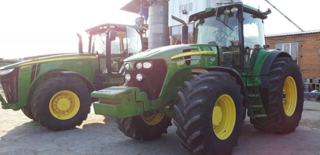 Oldtimer-Traktor a típus John Deere 7930, Neumaschine ekkor: Рівне (Kép 2)