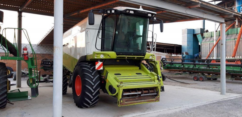 Oldtimer-Mähdrescher typu CLAAS Lexion 580, Neumaschine v Рівне (Obrázek 2)